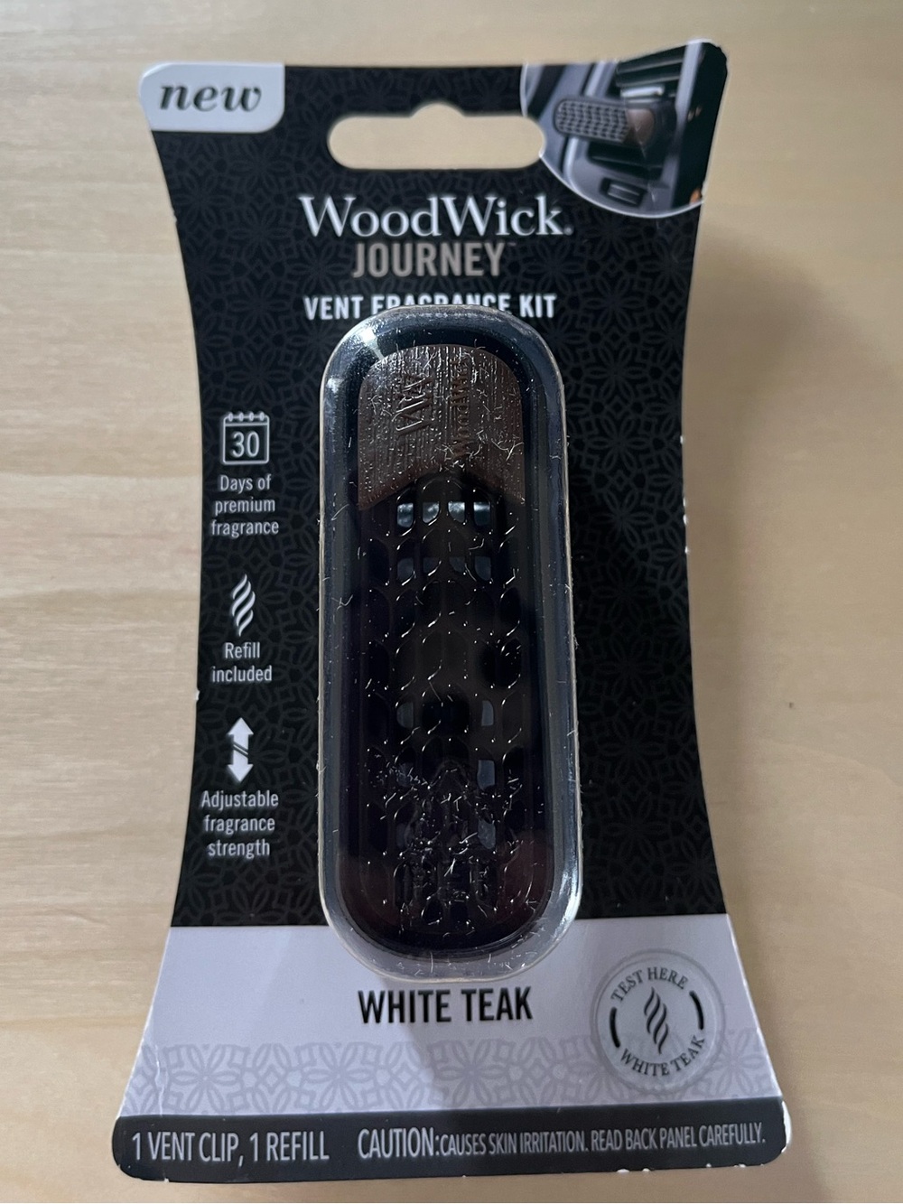 Woodwick Journey White Teak Car Vent Fragrance Air Freshener Kit with Refill